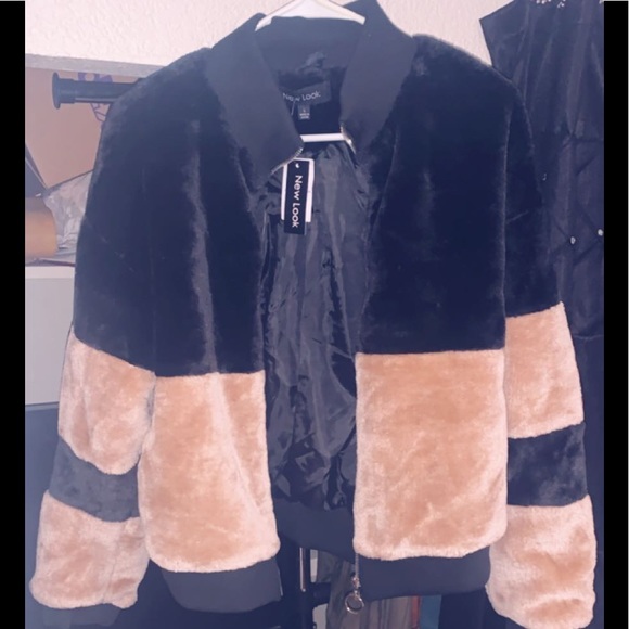 Furry Block Color Bomber - Picture 2 of 4